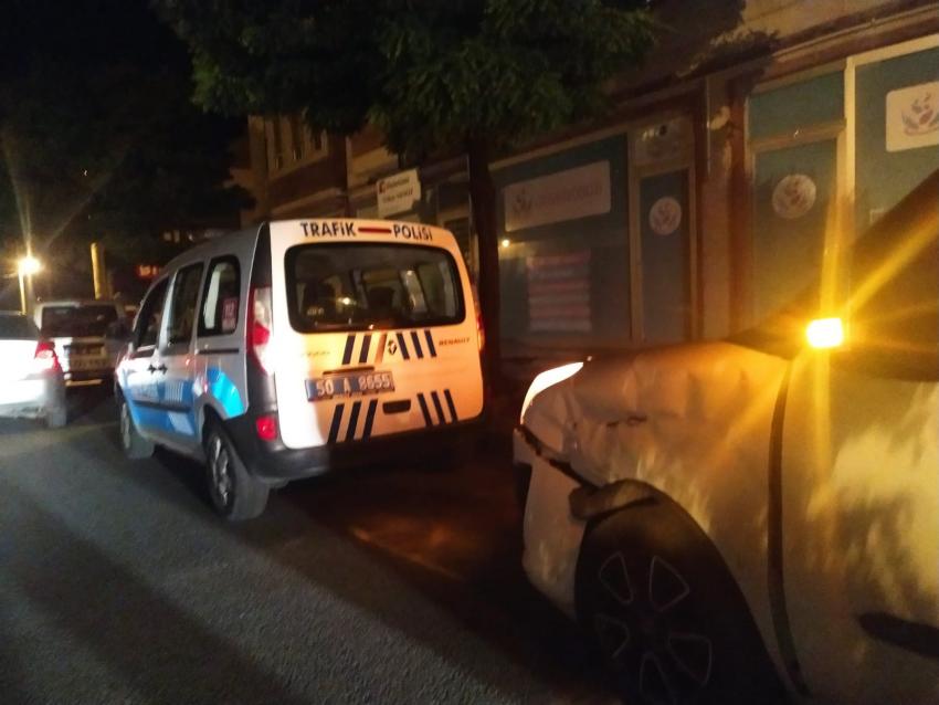 Motosiklet İle Ticari Araç Çarpıştı 1 Yaralı