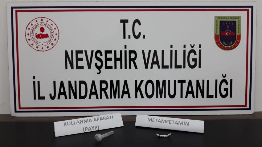 Uyuşturucudan 2 Kişi Yakalandı