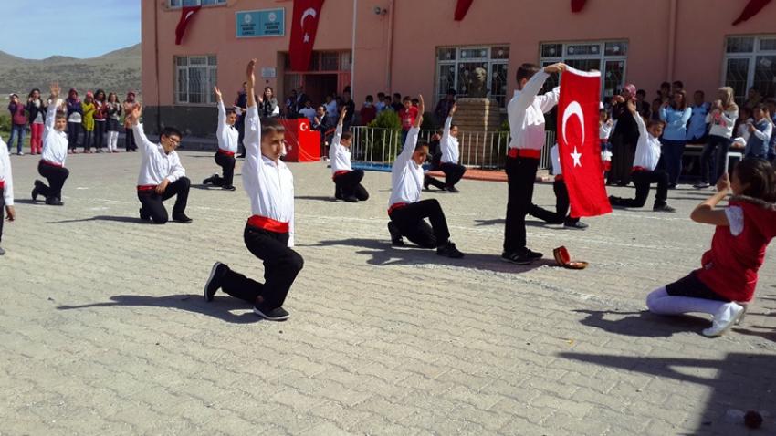 Başdere Köyünde 23 Nisan Neşeyle Kutlandı
