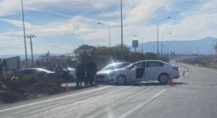 Aynı gün aynı kavşak iki kaza!