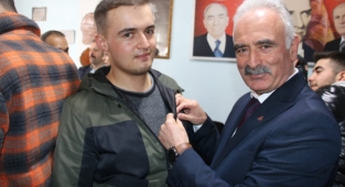 MHP'ye 30'u İYİ Parti'den olmak üzere 100 kişi katıldı