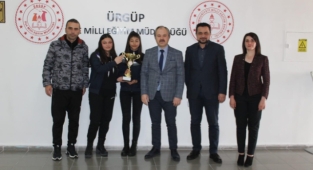 Ürgüp Atatürk Ortaokulu Masa Tenisinde İl Birincisi Oldu