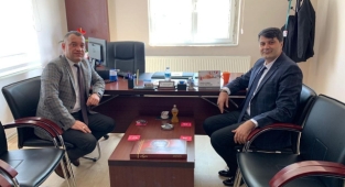 Ürgüp'te Polisler 14 Mart Tıp Bayramını Kutladı