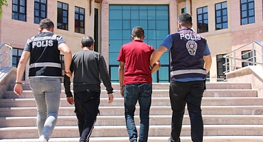 Ürgüp Polisi Oto Farelerini Kıskıvrak Yakaladı