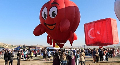 Kapadokya Balon Festivaline turist akını