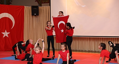 19 Mayıs Atatürk'ü Anma Gençlik ve Spor Bayramımız İlçemizde Coşkuyla Kutlandı