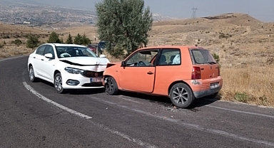 Aksalur yolu üzeri trafik kazası meydana geldi
