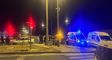 Trafik kazası meydana geldi