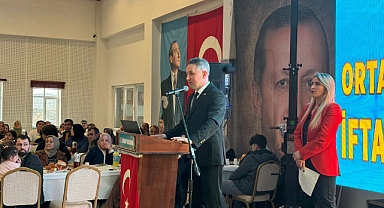 Ortahisar'da Mustafa Ateş'ten Gövde Gösterisi, 1500 kişilik iftar yemeğinde bir araya geldiler