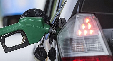 Benzine bu gece yarısı zam geliyor