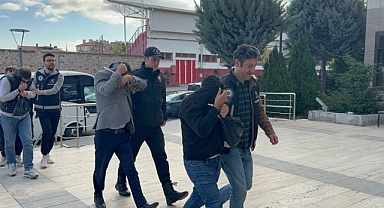 Nevşehir’de 20 kişi adliyeye sevk edildi: test sonuçlarına müdahale