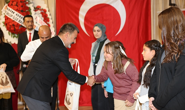 Ürgüp'te Öğretmenler Günü Kutlama Programı Düzenlendi