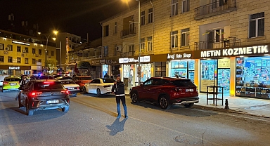 Polis Ekiplerinden Güvenlik Kontrolleri Aralıksız Devam Ediyor