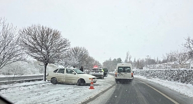 Kar yağışı kazaları beraberinde getirdi