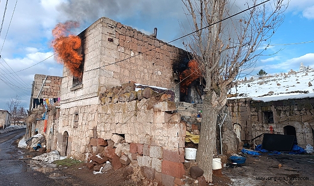 Başdere Köyü’nde Ev Yangını Paniğe Neden Oldu 