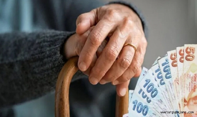 Emekliler, maaş artış oranında düzenleme bekliyor