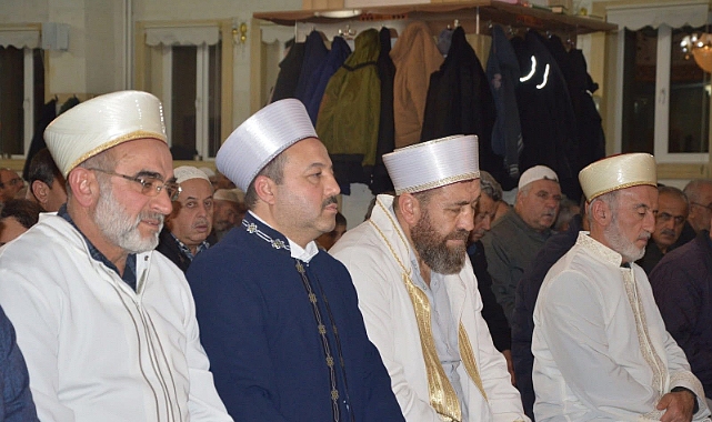 Ürgüp yine farkını yaşattı Berat Gecesi'nde camiler doldu taştı