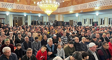 Ürgüp yine farkını yaşattı Berat Gecesi’nde camiler doldu taştı