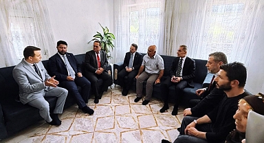 Bakan Gürlek, 'Bir kardeşiniz olarak her zaman yanınızdayız'