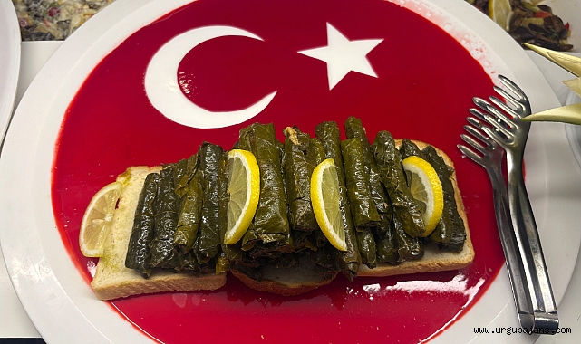 Ürgüp'ün Ünlü Üzüm Yaprağı Alanya Turizminin Gözdesi Oldu 