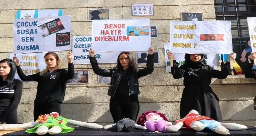 Üniversite Öğrencileri; Çocuk İstismarına Dur De!