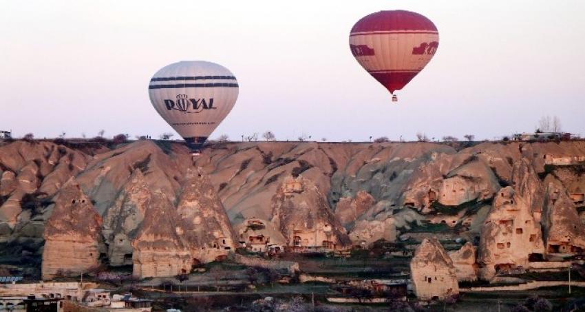 Kapadokya'da Balon Turları 5 Gündür Yapılamıyor