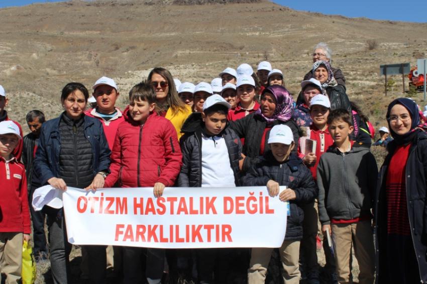 Mehmet Diker Ortaokulu Dünya Otizm Günü Etkinlikleri