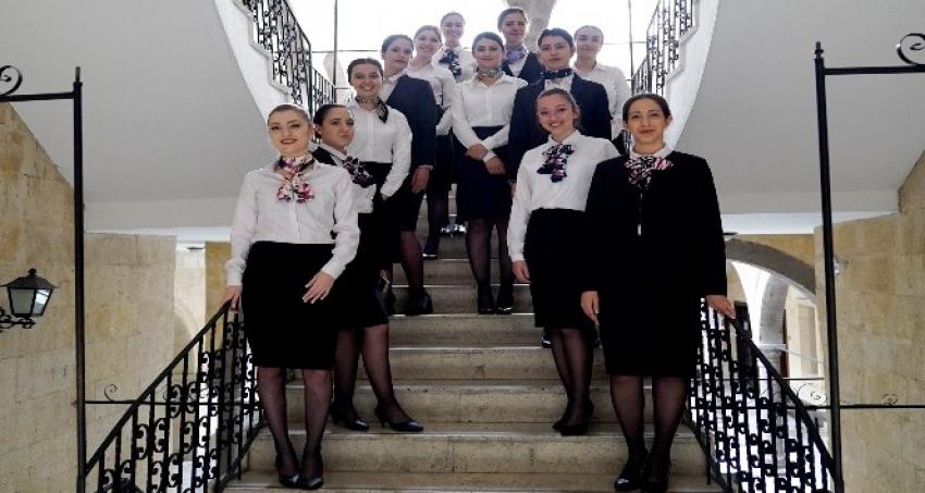 Gençlerin gözde mesleği kabin memurluğu