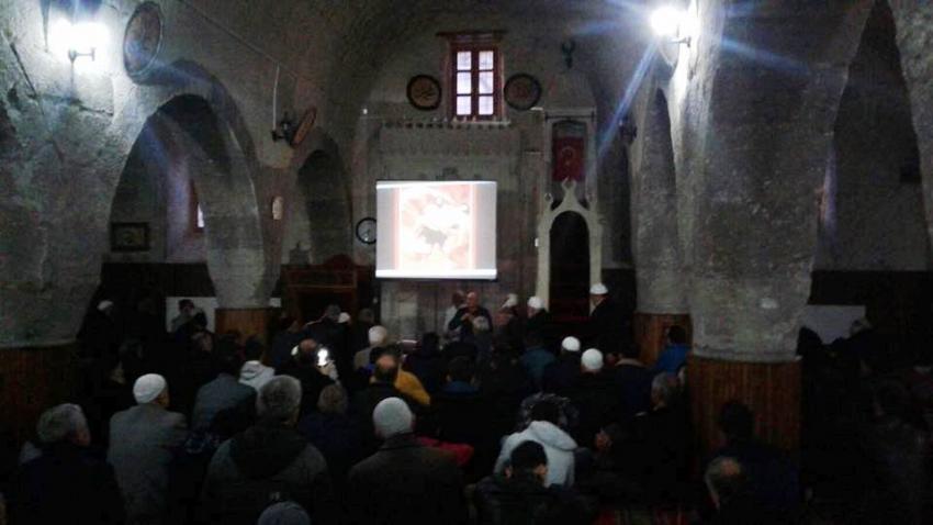 Ürgüp'te Sabah Namazında Eller Şehitlerimiz İçin Semaya Açıldı