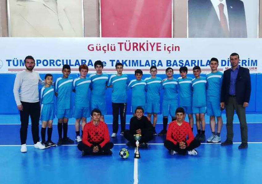 Ortahisar Şehit Ali Kayaca İmam Hatip Ortaokulu İl Birincisi Oldu