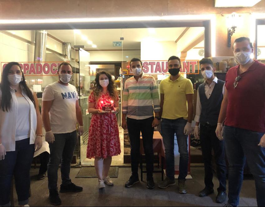 Ürgüp AK Gençlikten 14 Ağustos doğumlu gençlere yaş günü jesti