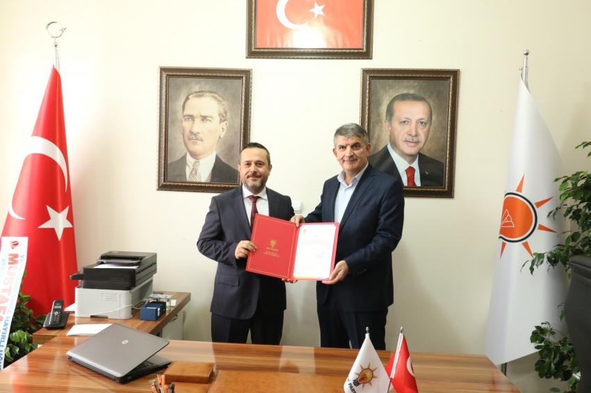 AK Parti Ürgüp İlçe Başkanlığında Devir Teslim Yapıldı