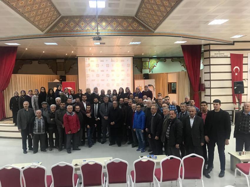AK Parti Ürgüp İlçe Sandık Kurulları eğitim toplantısı yapıldı.