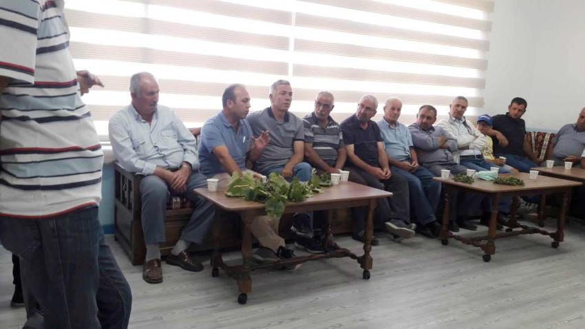 Aksalur'da Üzüm Üreticilerine Yönelik Seminer Düzenlendi
