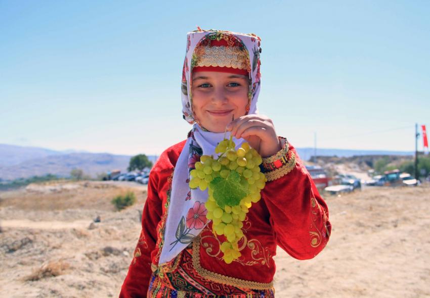 45. Uluslararası Bağ Bozumu Festivali Yapıldı