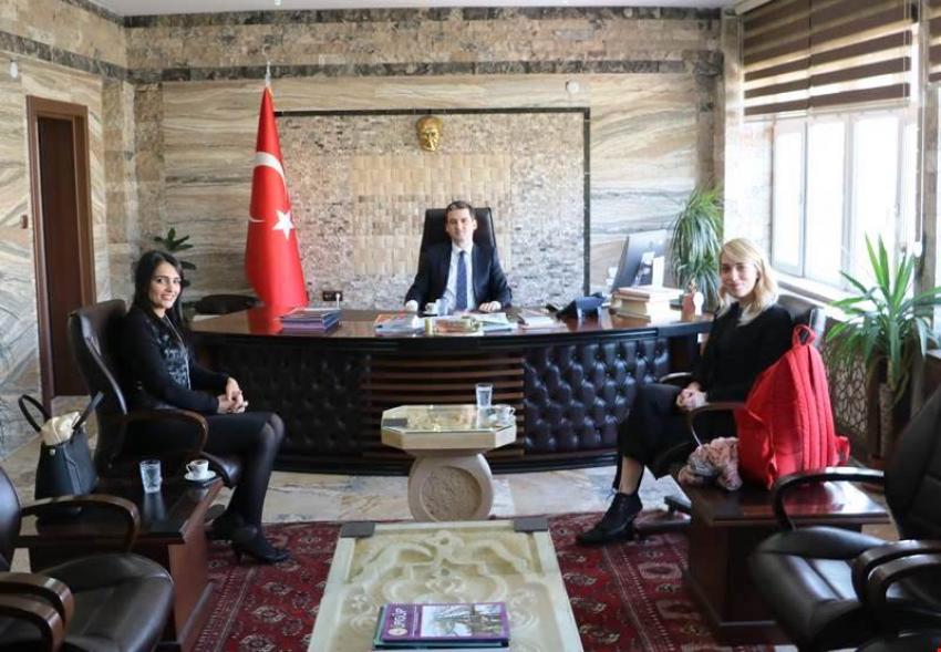 Ünlü Moderatör ve Sunucu Cansu Canan Özgen Ürgüp'te