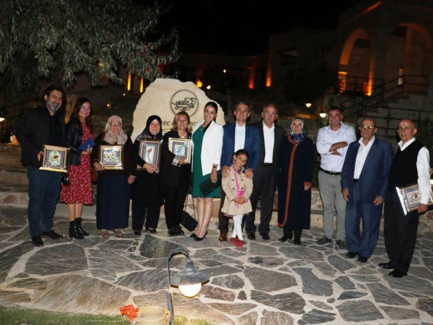 Kaymakam Maraşlı, Ürgüplü Hayırseverler İle Bir Araya Geldi