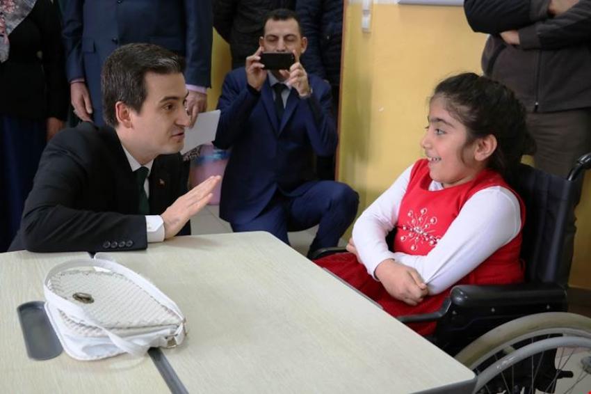 Öğrencilerin Karne Heyecanına Ortak Oldular