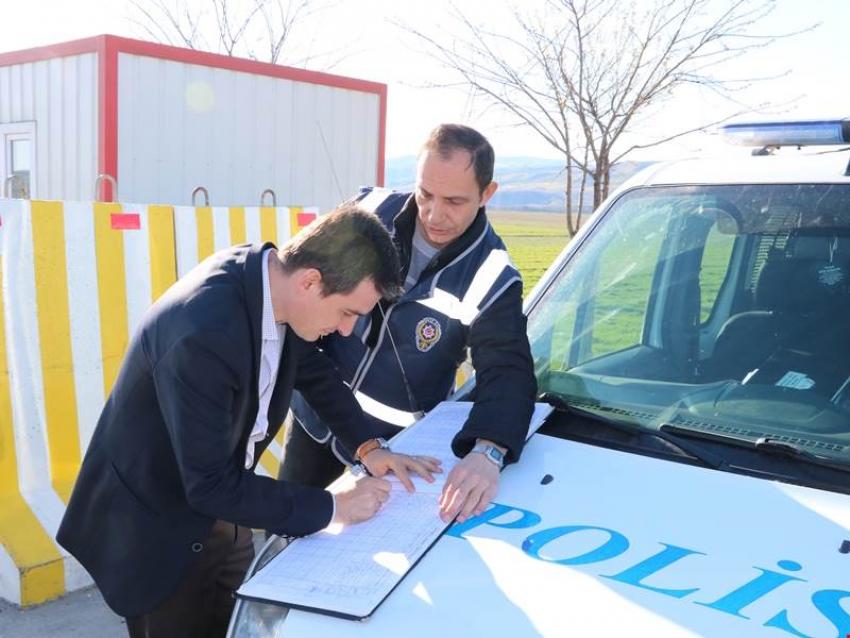 Ürgüp Kaymakamı Yol Kontrol Noktasını Ziyaret etti