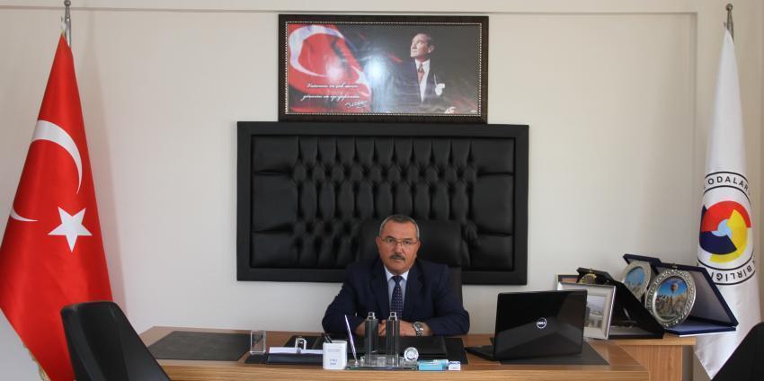 Ahmet Aydın ‘Kahraman milletimizin 15 Temmuz Demokrasi ve Milli Birlik Gününü kutlarım’