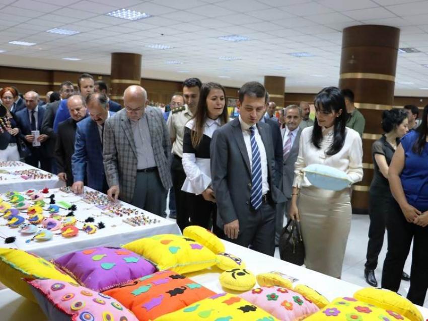 Mehmet Diker Ortaokulu Özel Eğitim Sınıfı Sergisi Açıldı