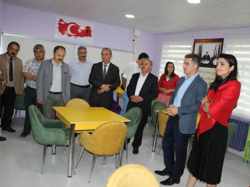 Ortahisar Fatih Ortaokulu'nda Z Kütüphane Açılışı Yapıldı