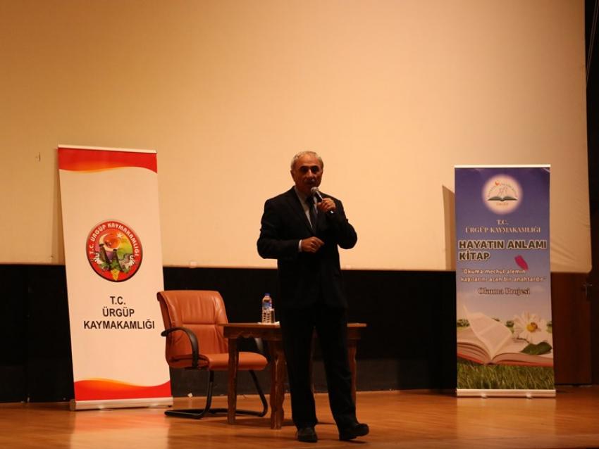 'Hayatın Anlamı Kitap' Proje Kapsamında Şair Nurullah GENÇ Ürgüp'lüler ile Buluştu