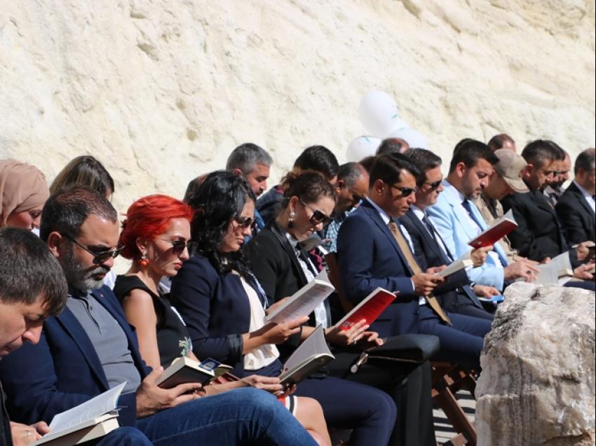 Hayatın Anlamı Kitap Projesi 3. Yılına Merhaba Dedi