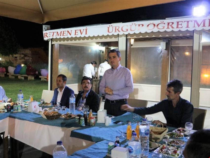 Köy ve Mahalle Muhtarları ile İftar Programı Düzenlendi