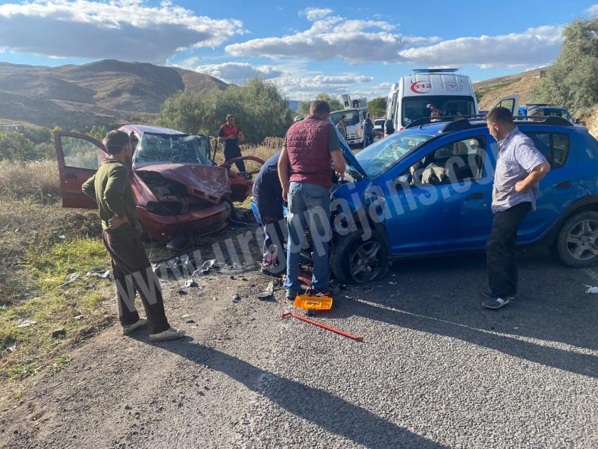Karacaören Yolunda Kaza 4 Yaralı