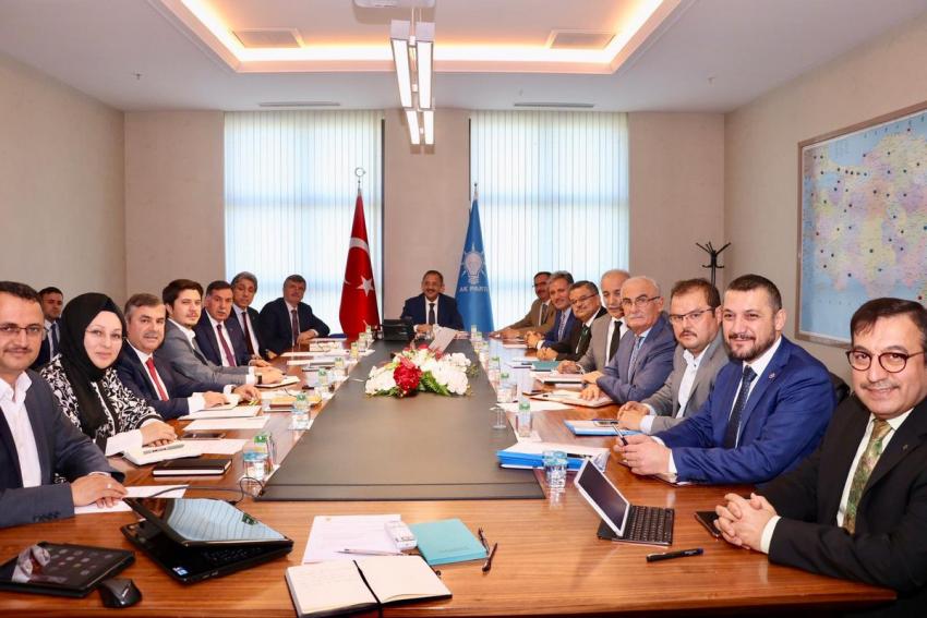 Açıkgöz, Yerel Yönetimler Değerlendirme Toplantısına Katıldı