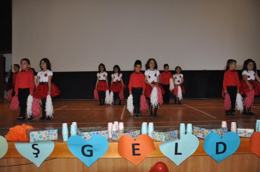 Türkan Diker İlköğretim Okulunda Okuma Bayramı