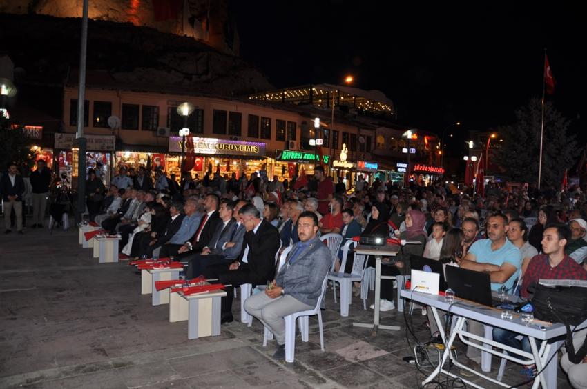 15 Temmuz Şehitlerini Anma Demokrasi ve Milli Birlik Günü Programı Düzenlendi