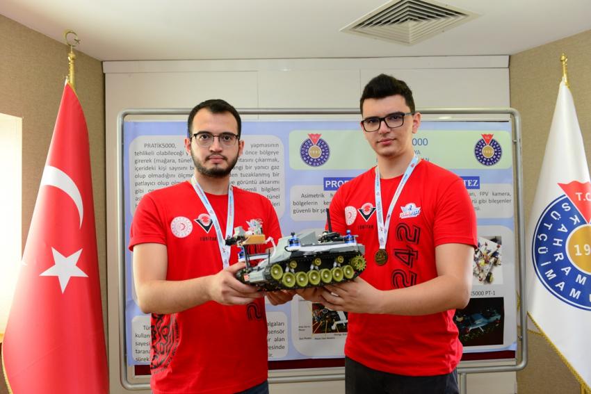 Ürgüplü Eray Sakarya Teknofest 2020'de Türkiye Birincisi Oldu